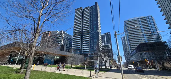 225 Sumach ST #712, Toronto C08, ON M5A 0P8