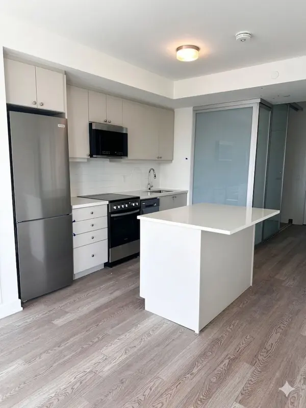 51 Clarington BLVD #1214, Clarington, ON L1C 7J8