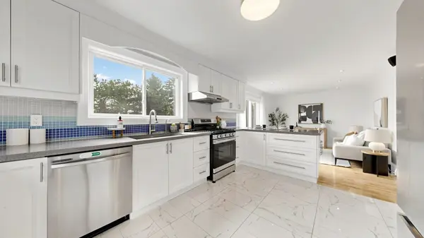 116 Oakmeadow BLVD, Toronto E09, ON M1E 4G7