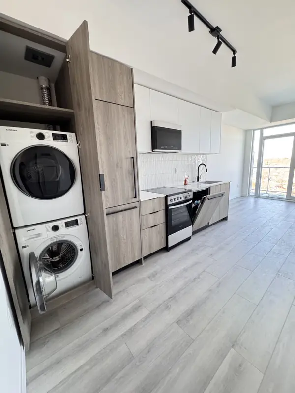 1635 MILITARY TRL #617, Toronto E10, ON M1C 1B2