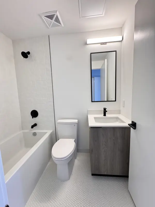 1635 MILITARY TRL #617, Toronto E10, ON M1C 1B2