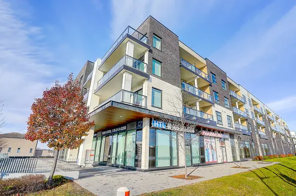 555 William Graham DR #348, Aurora, ON L4G 4H9