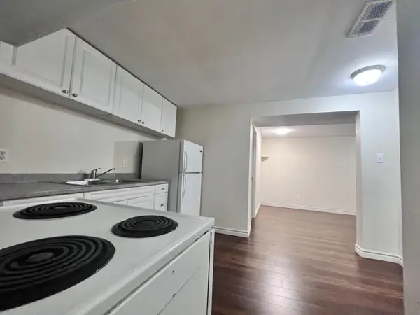 71 Trillium CRES #Bsmt, Barrie, ON L4N 6H6