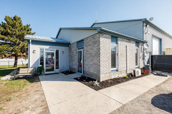 12403 10 County RD, Clearview, ON L0M 1S0