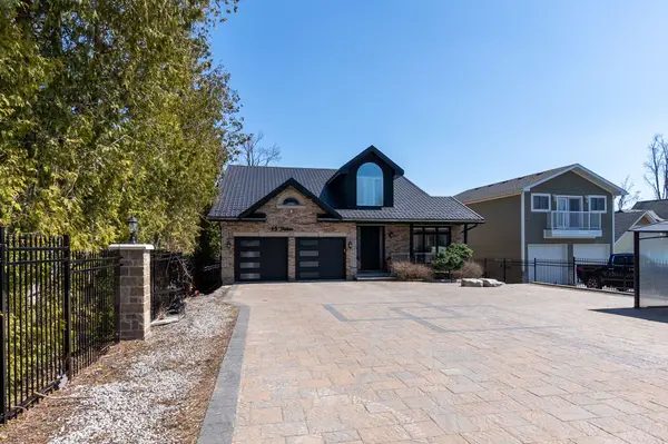 15 Palm Beach RD, Oro-medonte, ON L0L 1T0