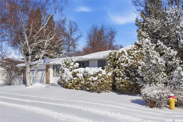 73 CHAMPLIN CRESCENT, Saskatoon, SK S7H 4T2