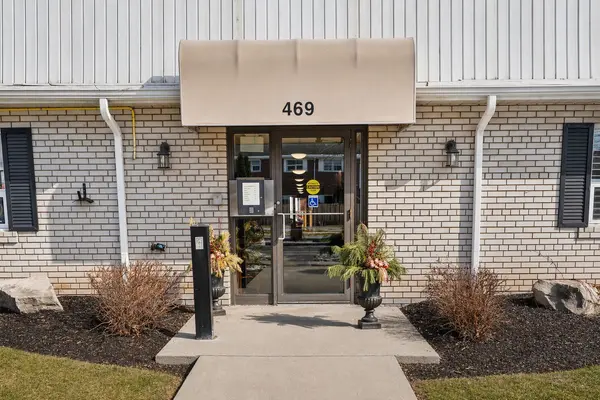 469 Claridge RD #5, Burlington, ON L7N 2S1