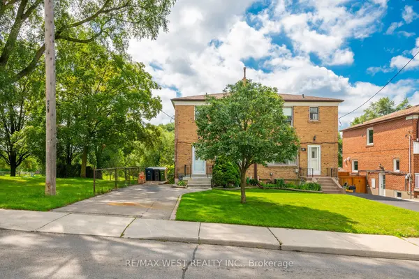 83 East DR, Toronto W03, ON M6N 2N8