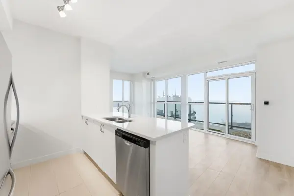 38 Annie Craig DR #3502, Toronto W06, ON M8V 0G9