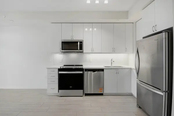 38 Annie Craig DR #3512, Toronto W06, ON M8V 0G9