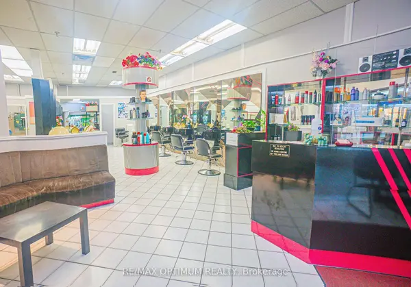 227 Vodden ST E #31, Brampton, ON L6V 1N2