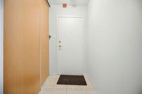 3533 Derry RD #607, Mississauga, ON L4T 1B1