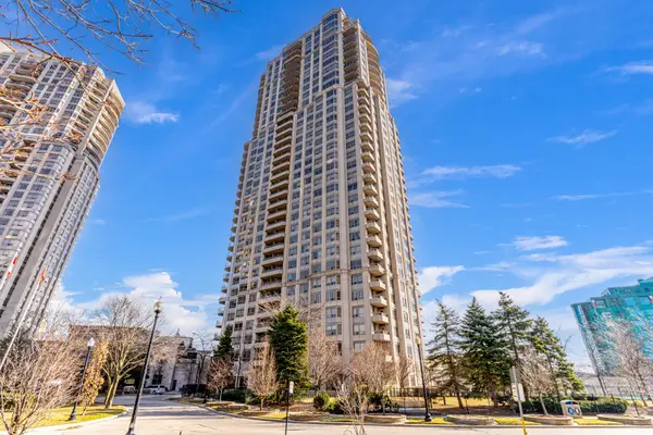 25 Kingsbridge Garden CIR #2022, Mississauga, ON L5R 4B1