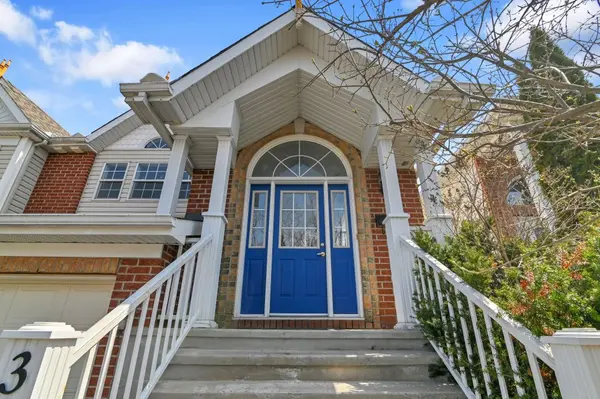 33 Boulder WAY, Barrhaven, ON K2J 4R6