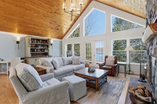 1018 Rattlesnake RD, Dysart Et Al, ON K0M 1S0