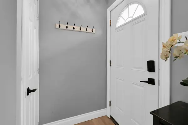 80 Short AVE, Kawartha Lakes, ON K9V 1J0