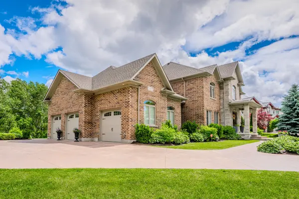 23 Highgrove CT, Cambridge, ON N3H 4R8