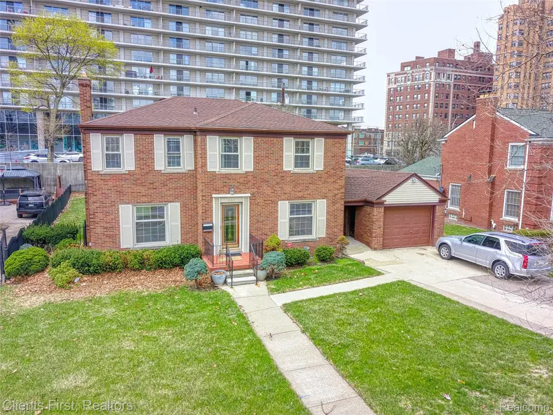 551 Fiske DR, Detroit, MI 48214