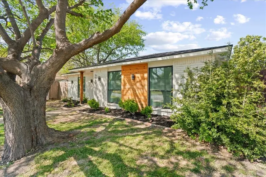 5089 Nash Drive, The Colony, TX 75056