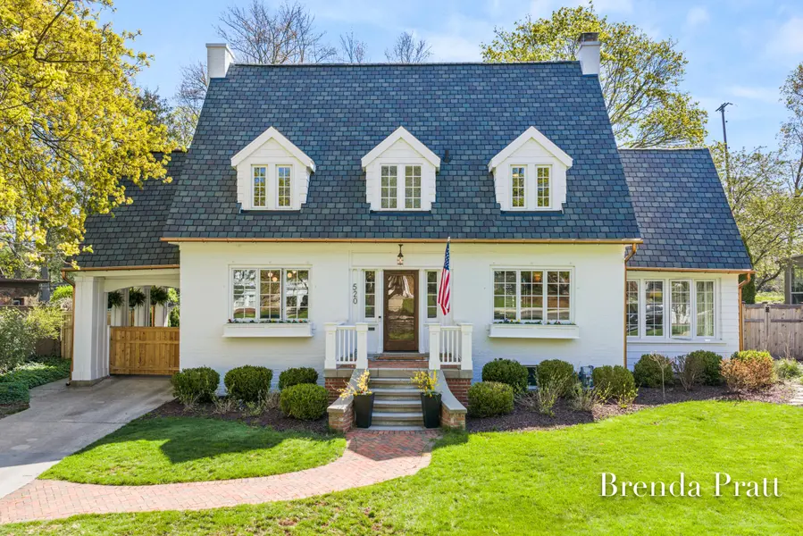 520 Cambridge BLVD SE, East Grand Rapids, MI 49506