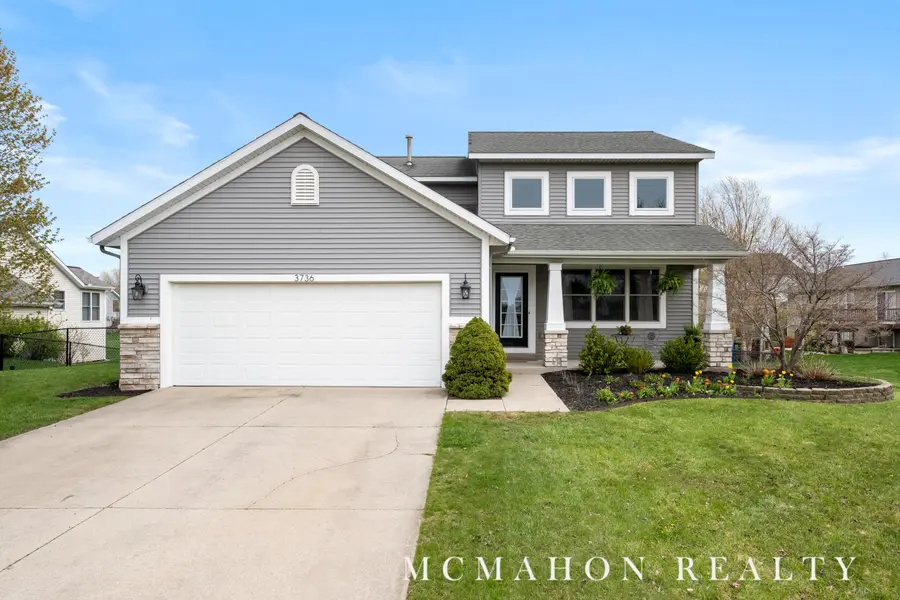 3736 Sussex CT, Zeeland Twp, MI 49464