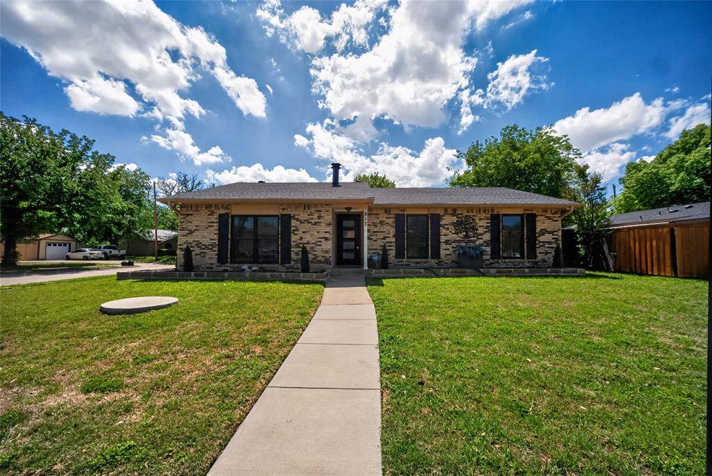 817 Oakland Street, Grand Prairie, TX 75052