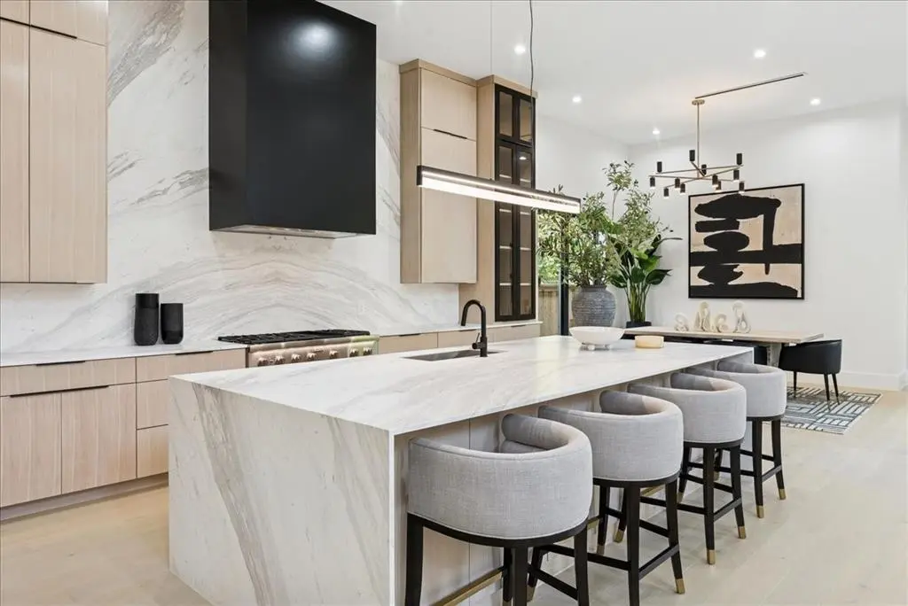 7111 Coronado Avenue, Dallas, TX 75214