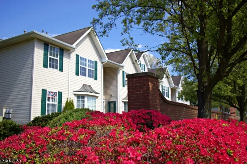 34 Chanda Ct #34, Clifton City, NJ 07012