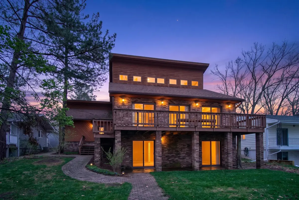 11243 Pinewood DR, Somerset Twp, MI 49249