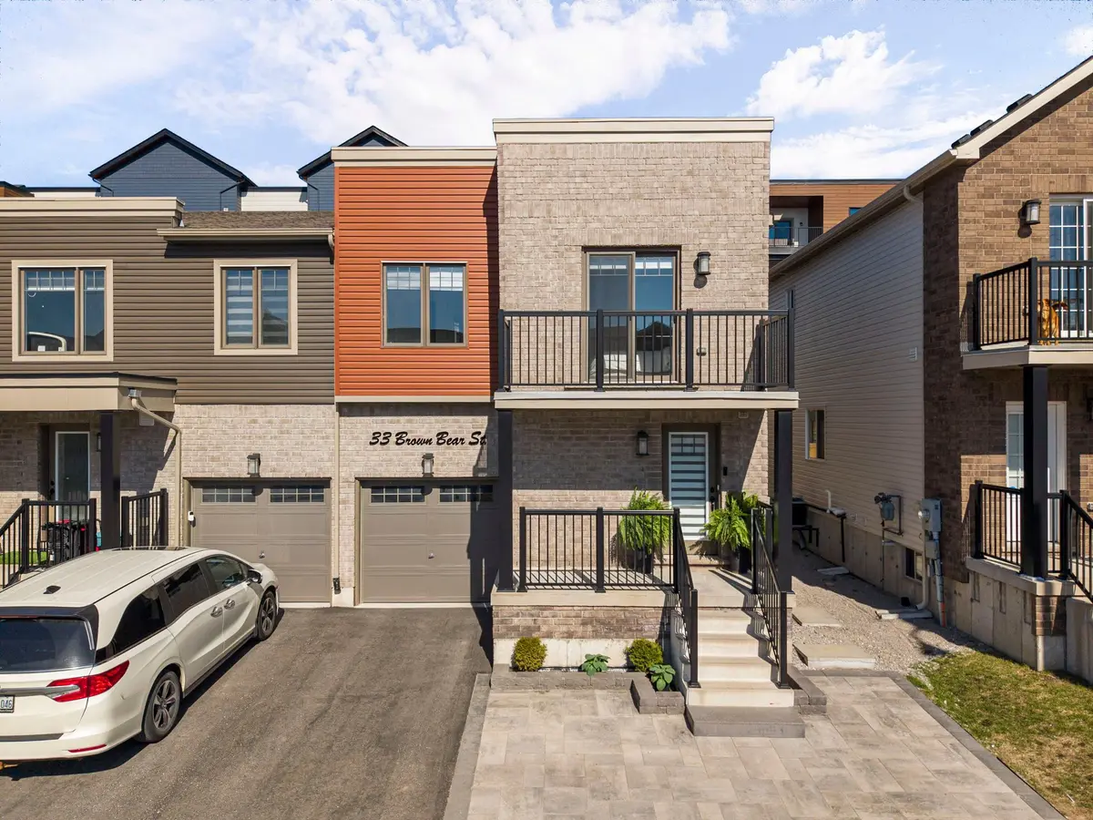 33 Brown Bear ST, Barrie, ON L9J 0H7