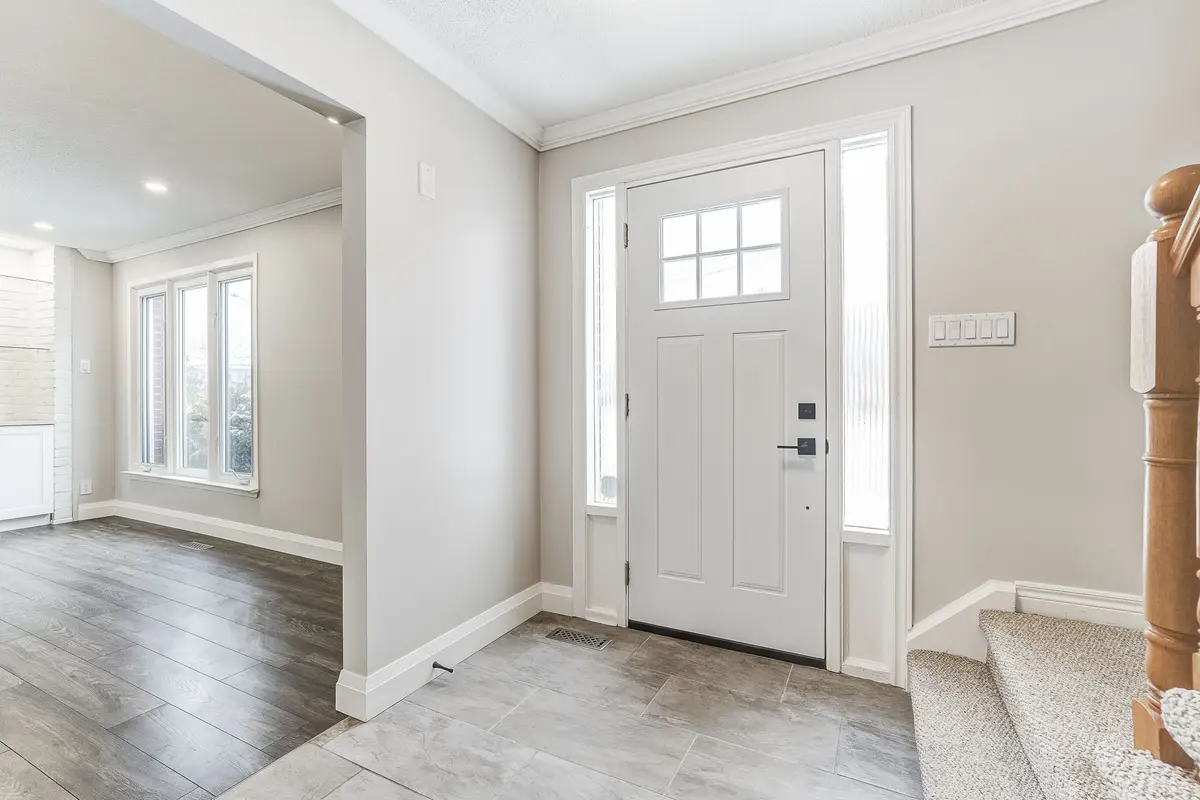 2395 Benedet DR, Mississauga, ON L5J 4H5