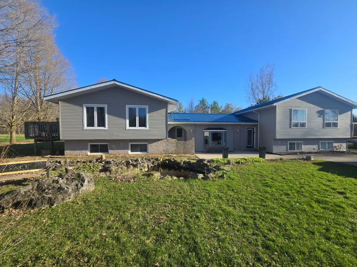 208 Pellisier ST, Grey Highlands, ON N0C 1E0