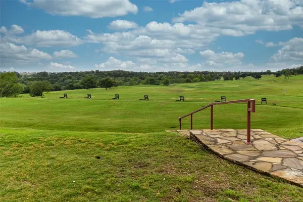 8001 SCOTSCRAIG Drive, Cleburne, TX 76033