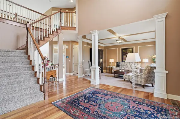 8851 Stoney Creek DR, Green Oak Township, MI 48178