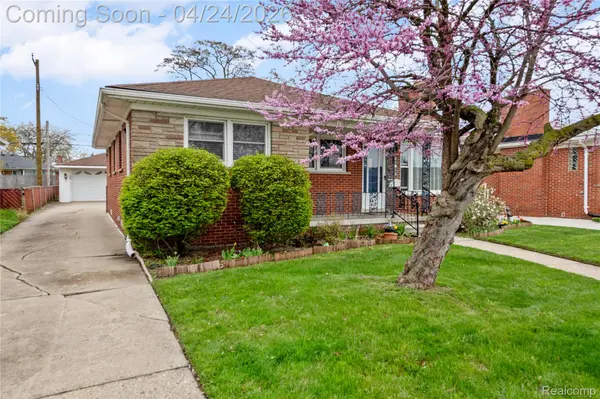 24861 Almond AVE, Eastpointe, MI 48021