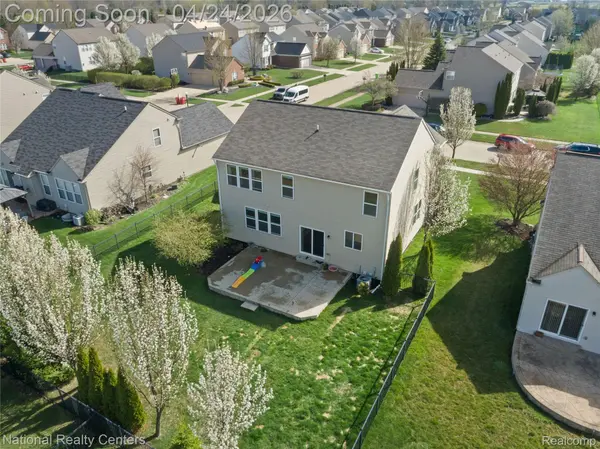 56753 Lindale AVE, Macomb Township, MI 48042