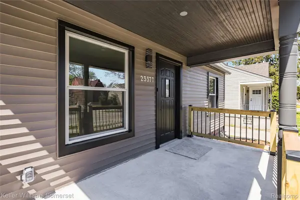 23377 Carlisle AVE, Hazel Park, MI 48030