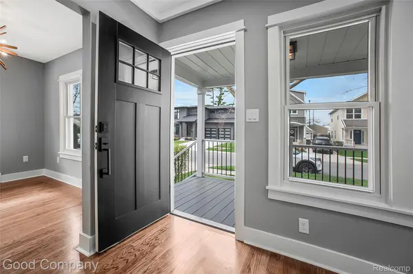 1368 Smith AVE, Birmingham, MI 48009