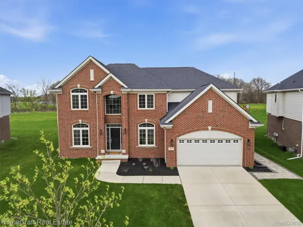 1961 PIMLICO DR, Canton Charter Township, MI 48188