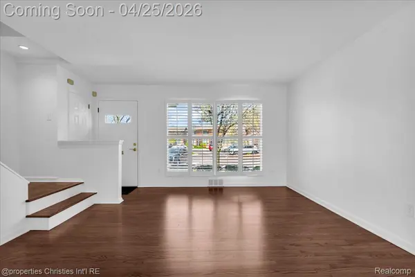 1035 N Old Woodward AVE, Birmingham, MI 48009