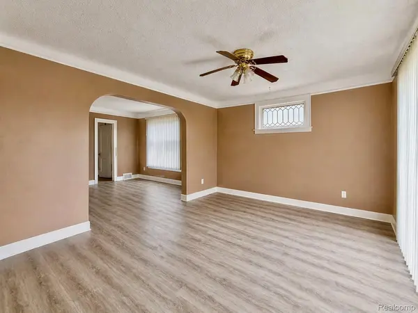 18820 Moenart ST, Detroit, MI 48234