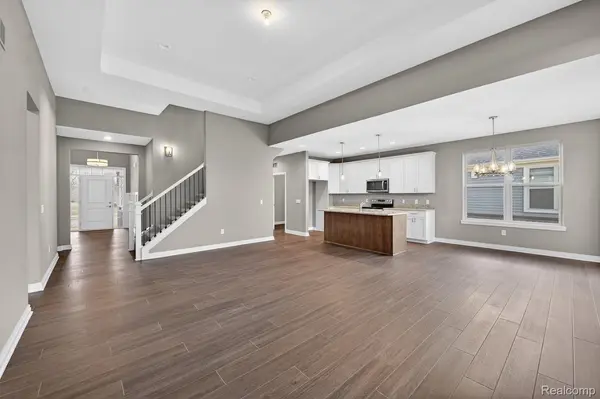 3736 Chatham PL #6, Brighton Township, MI 48114