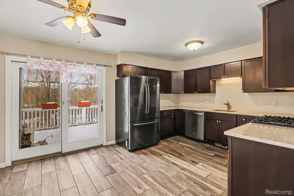 205 Gerst RD, Addison Township, MI 48367