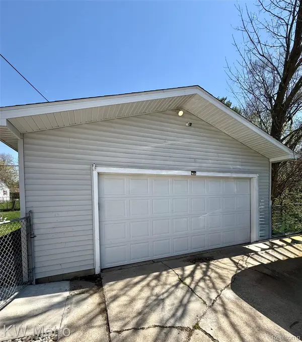 3614 Washington ST, Midland, MI 48642