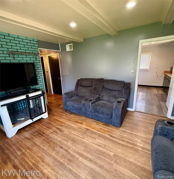 3614 Washington ST, Midland, MI 48642