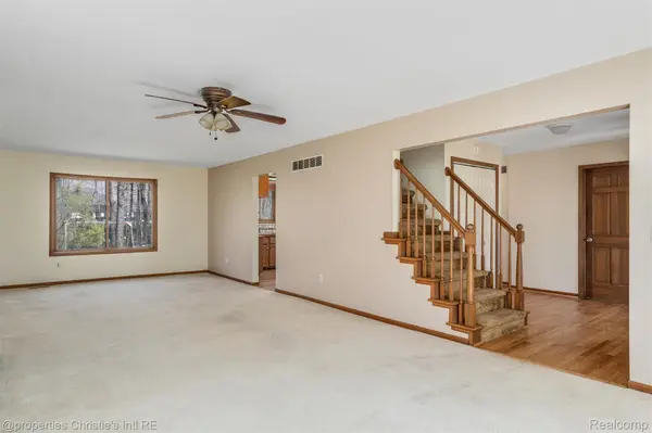 7514 Olde Sturbridge TRL, Independence Charter Township, MI 48348