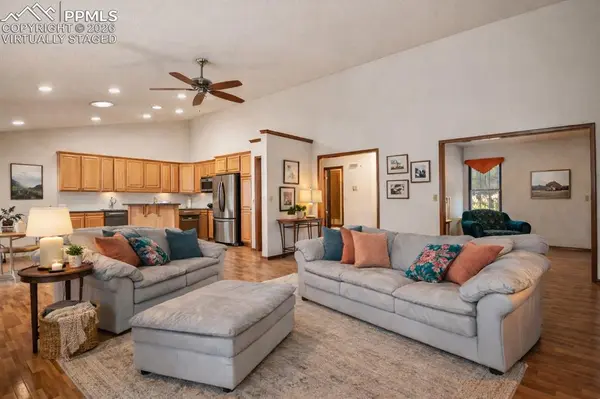 250 Bennington DR, Colorado Springs, CO 80906