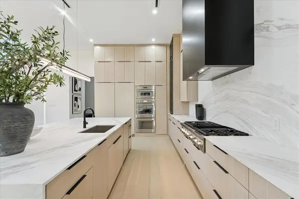 7111 Coronado Avenue, Dallas, TX 75214