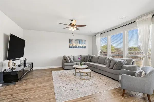 8720 Landergin Mesa Drive, Fort Worth, TX 76131