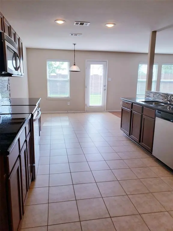 703 Beau Drive, Wylie, TX 75098